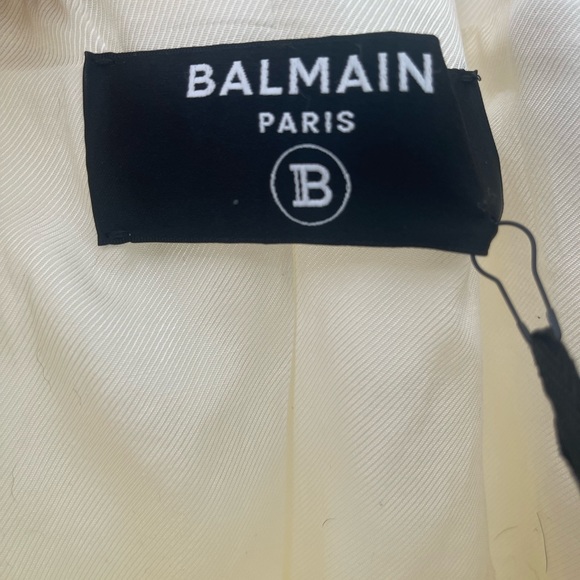 ‼️SOLD‼️NWT Women’s Balmain Double Breasted Ivory Blazer with Gold Buttons - Picture 10 of 12